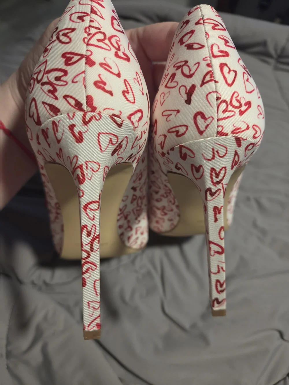 Nine West Women's White Pumps with Red Heart Print